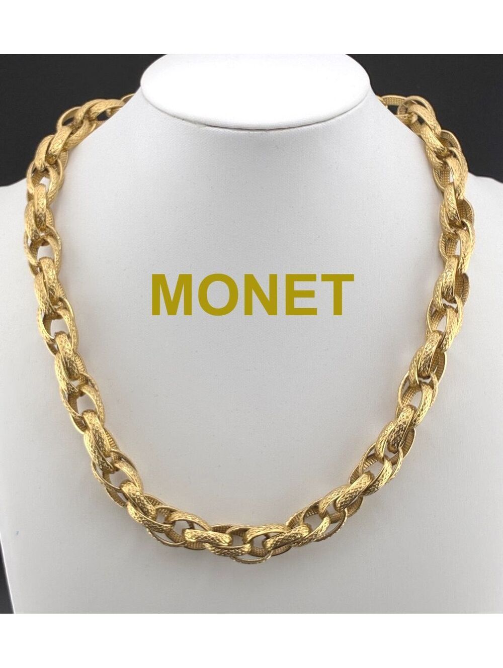 Vintage Monet Chunky Textured Double Links Gold Tone Chain Necklace Statement